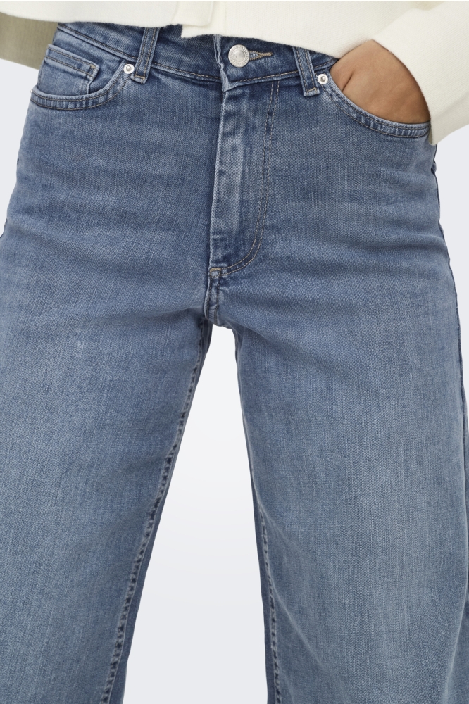 Only blauwe dames jeans | Close up