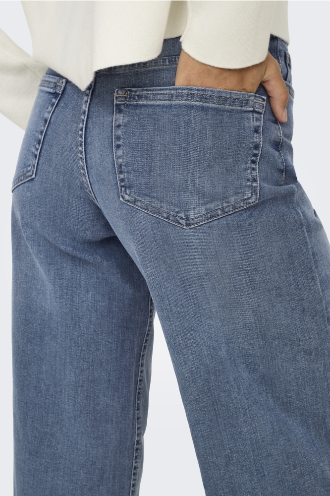 Only blauwe dames jeans | Close up
