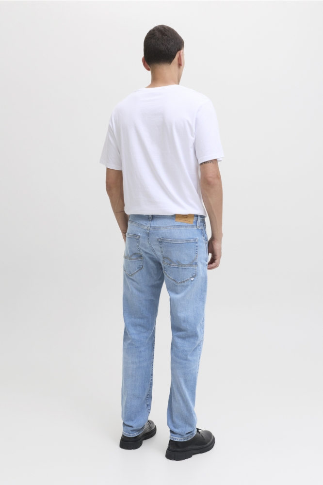 Jack & Jones blauwe heren jeans | Model