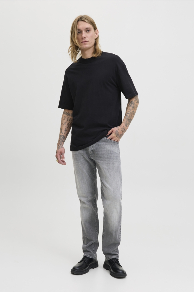 Jack & Jones zwarte heren jeans | Model