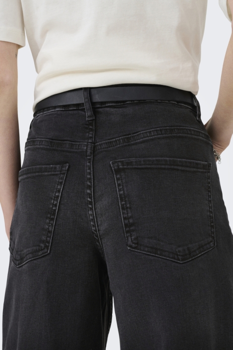 Jacqueline de Yong zwarte dames jeans | Close up