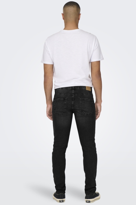 Only & Sons zwarte heren jeans | Model