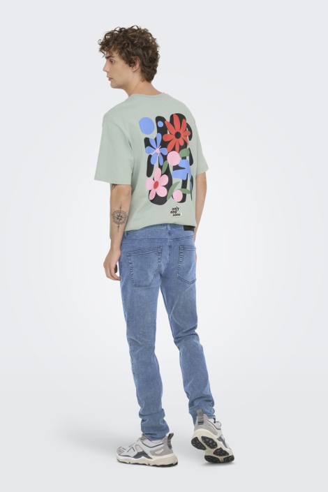 Only & Sons blauwe heren jeans | Model vooraanzicht