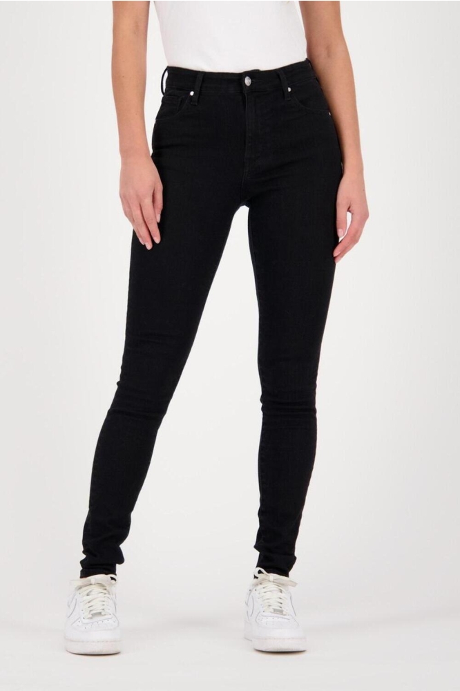 Raizzed zwarte dames jeans | Model vooraanzicht