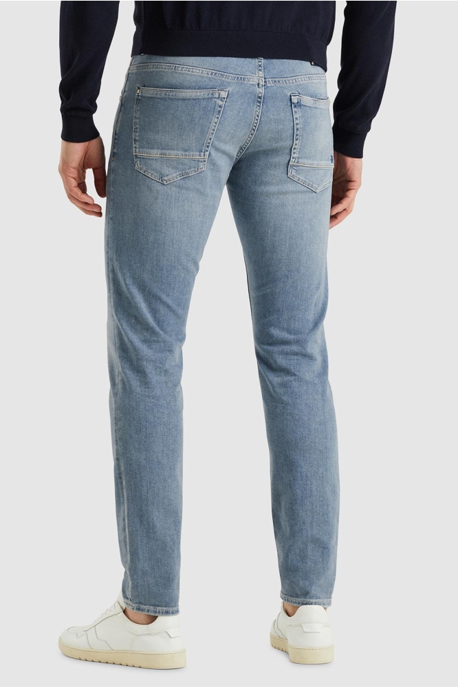 Vanguard blauwe heren jeans | Model achteraanzicht