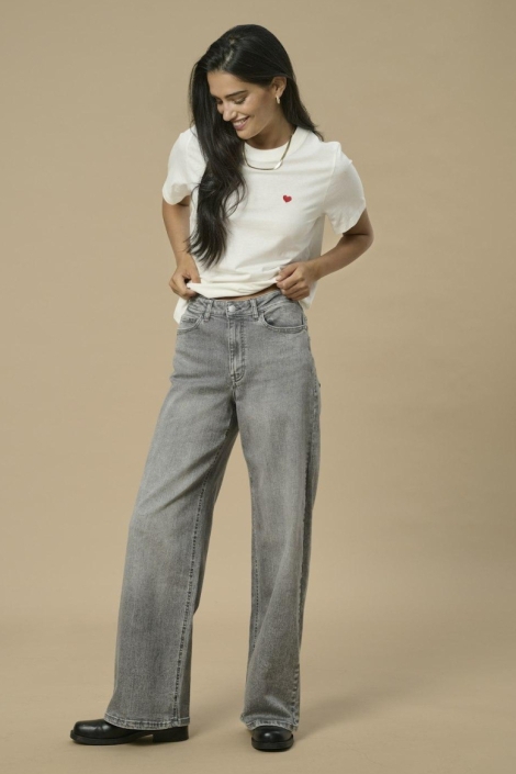 Jacqueline de Yong grijze dames jeans | Model