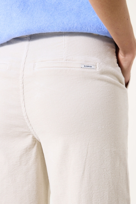 Garcia witte dames broek | Close up