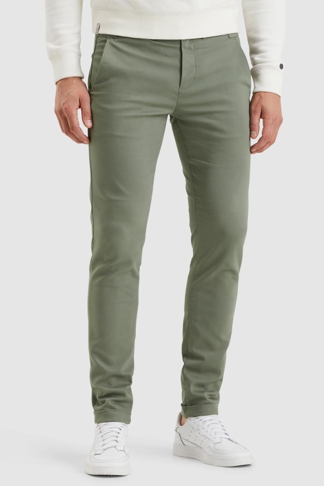 Cast Iron groene heren broek | Model vooraanzicht