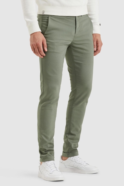 Cast Iron groene heren broek | Model zijaanzicht
