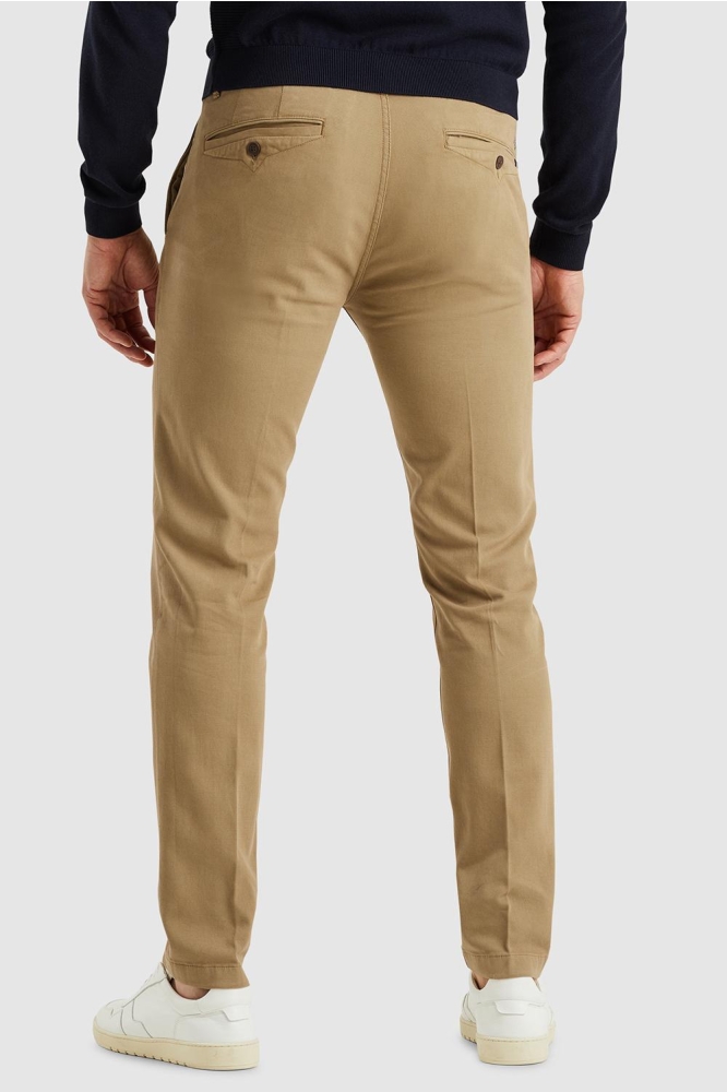 Vanguard camel heren broek | Model achteraanzicht