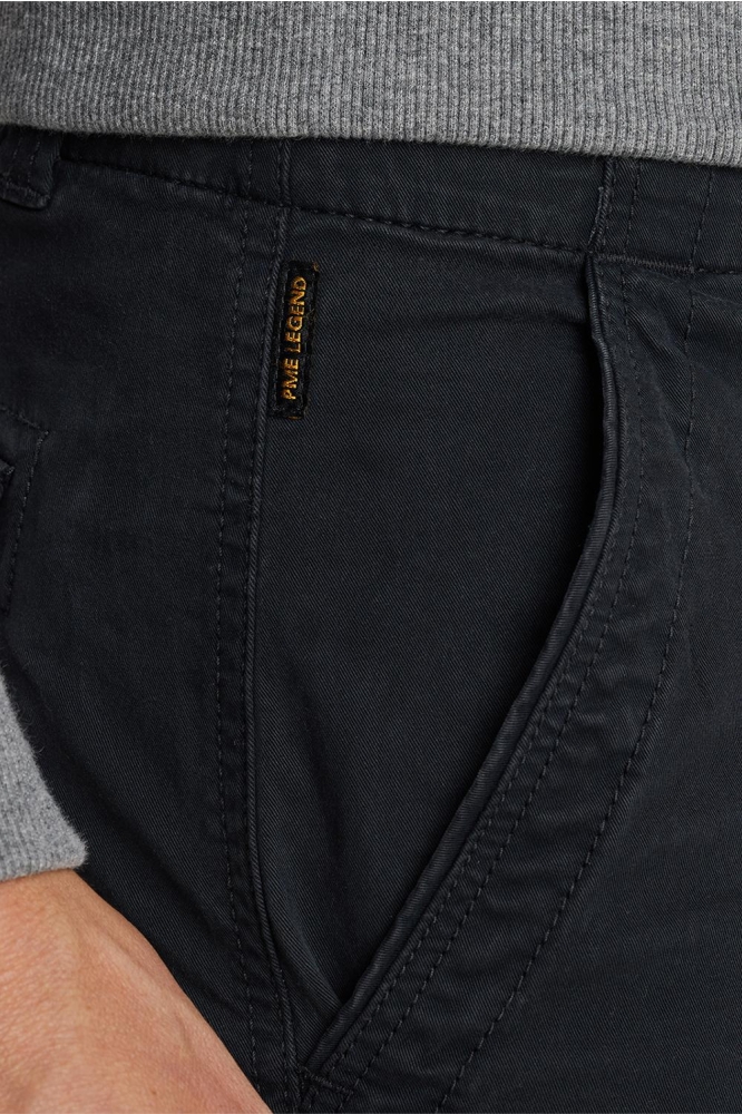 PME legend blauwe heren broek | Model vooraanzicht