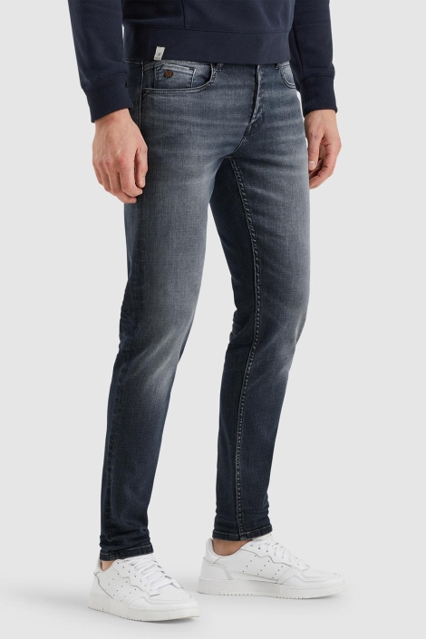 Cast Iron blauwe heren jeans | Model zijaanzicht