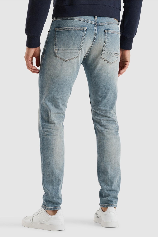 Cast Iron blauwe heren jeans | Model achteraanzicht
