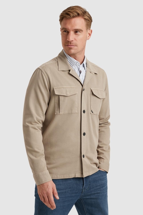 Vanguard camel heren overhemd | Model zijaanzicht