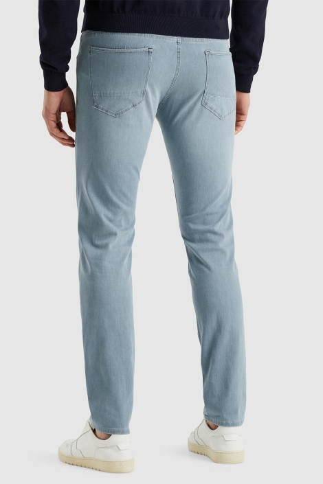 Vanguard blauwe heren jeans | Model achteraanzicht