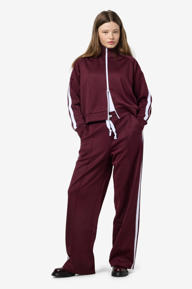 Noisy may bordeaux dames broek | Model