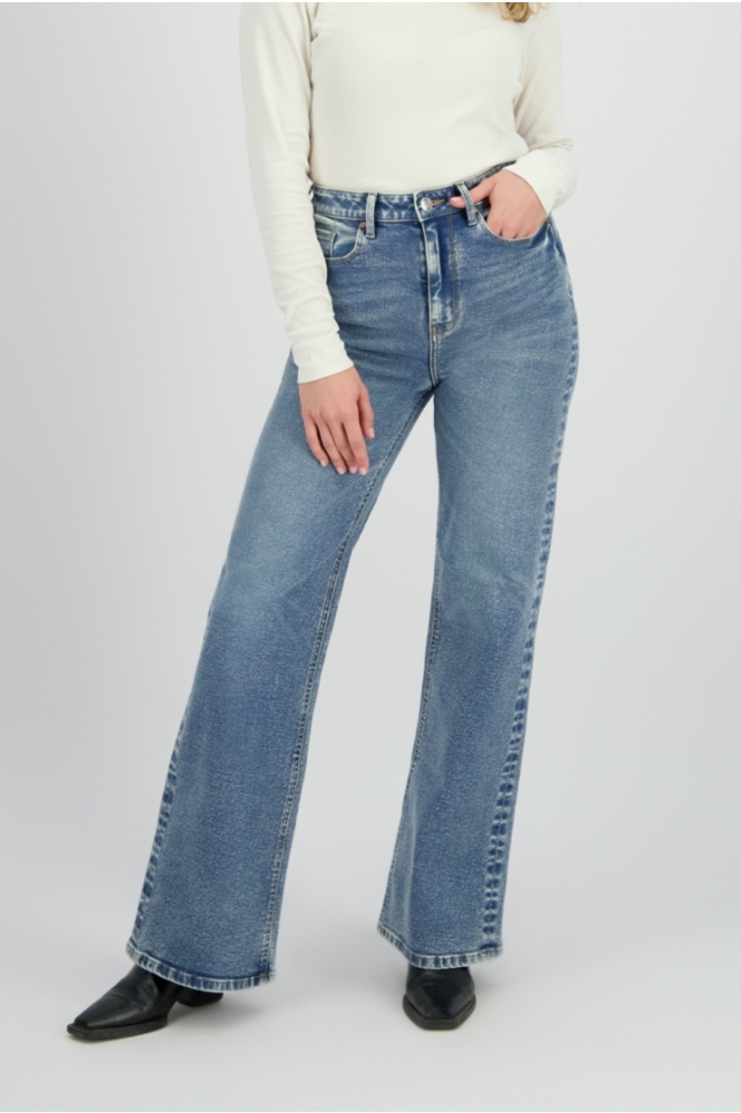 Raizzed blauwe dames jeans | Model vooraanzicht
