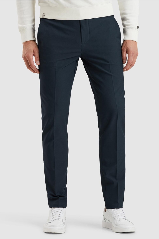 Cast Iron blauwe heren broek | Model vooraanzicht