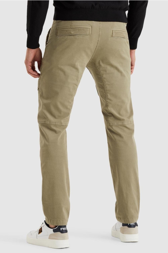 PME legend camel heren broek | Model achteraanzicht