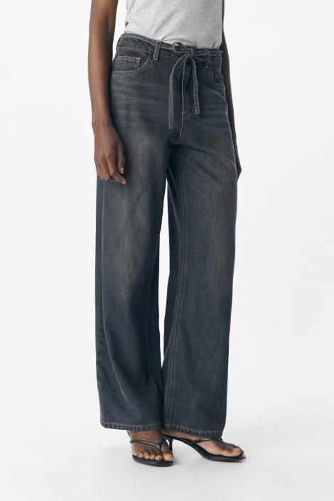 Object grijze dames jeans | Model vooraanzicht