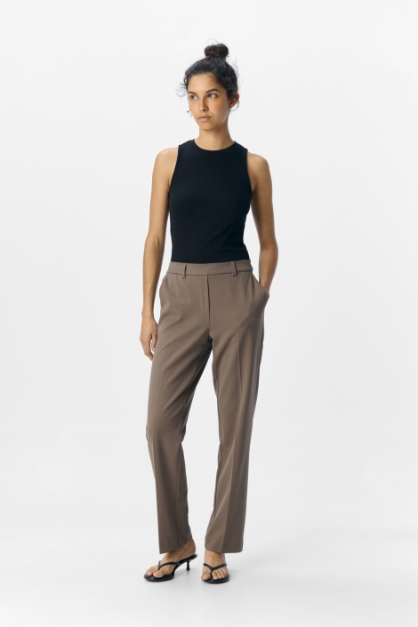 Object groene dames broek | Model