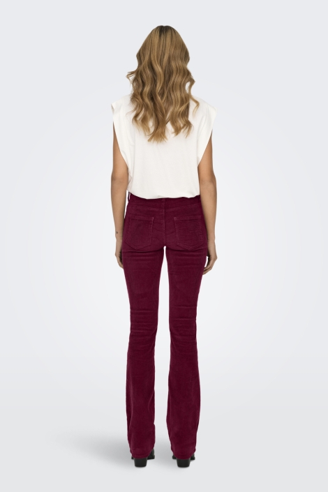 Only bordeaux dames broek | Model