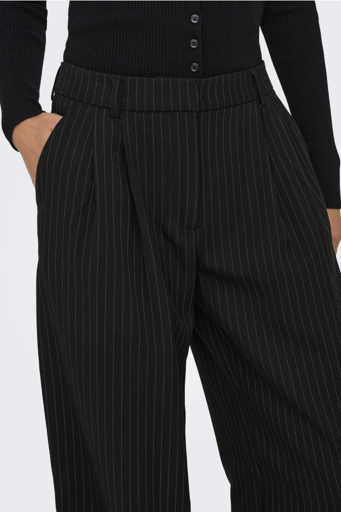 Only zwarte dames broek | Close up