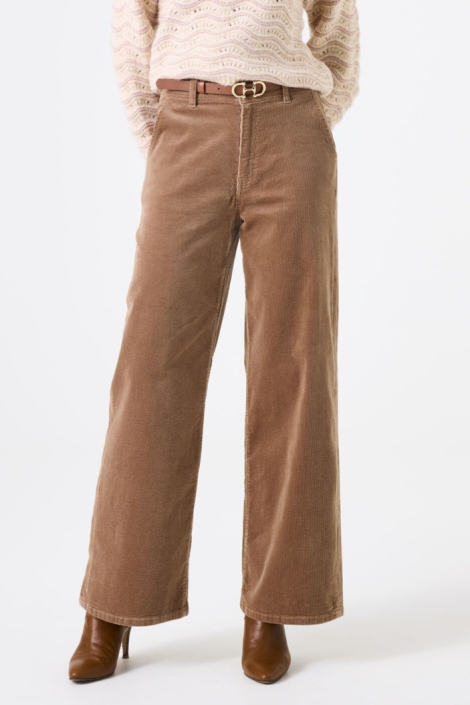 Garcia bruine dames broek | Model vooraanzicht