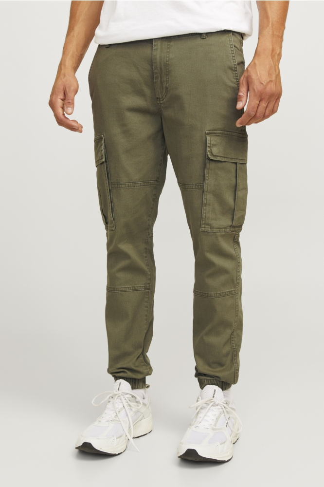 JJ Rebel groene heren broek | Model vooraanzicht