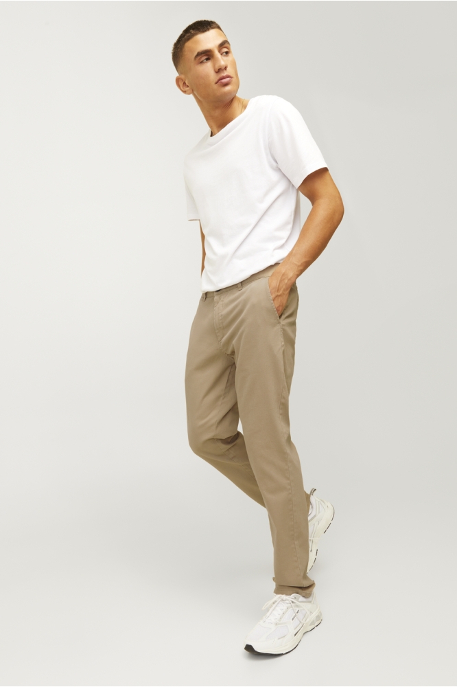 JJ Rebel beige heren broek | Model