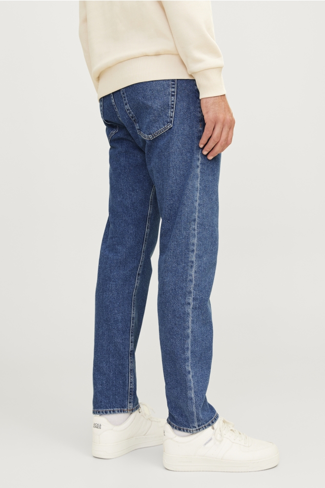 JJ Rebel blauwe heren jeans | Model achteraanzicht