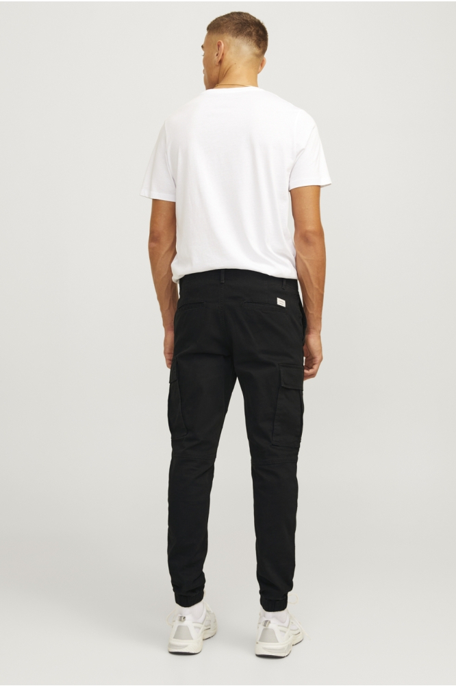 JJ Rebel zwarte heren broek | Model