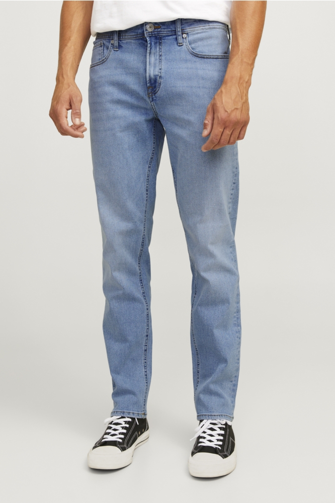 JJ Rebel blauwe heren jeans | Model vooraanzicht