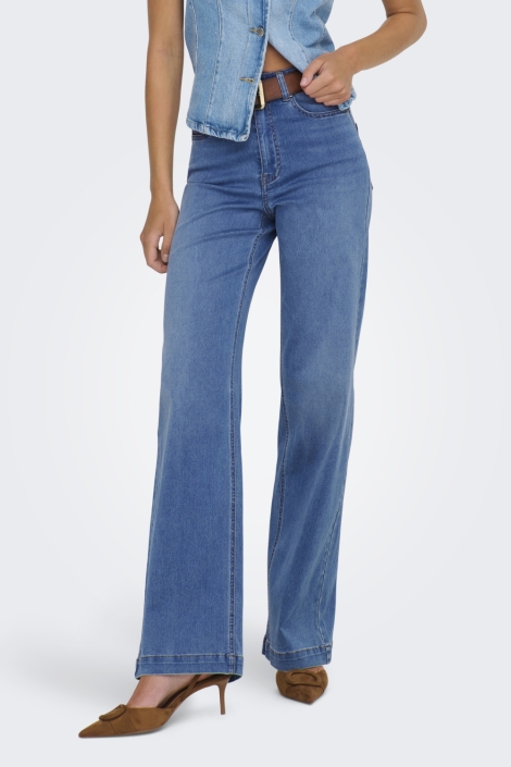 Only blauwe dames jeans | Model vooraanzicht