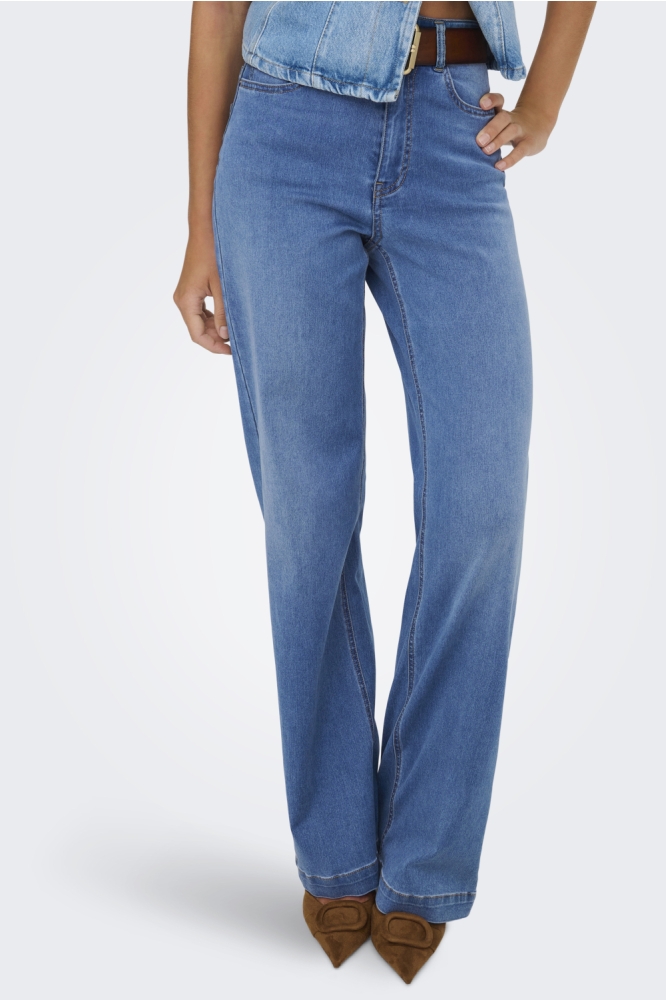 Only blauwe dames jeans | Model vooraanzicht