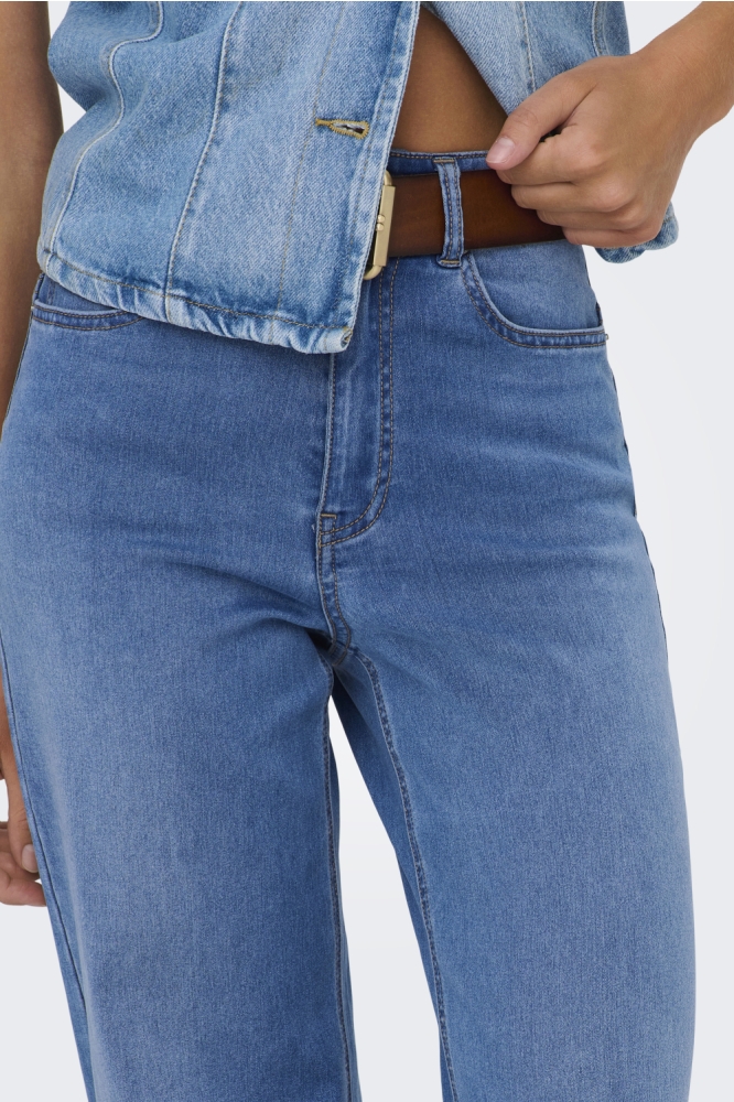 Only blauwe dames jeans | Close up