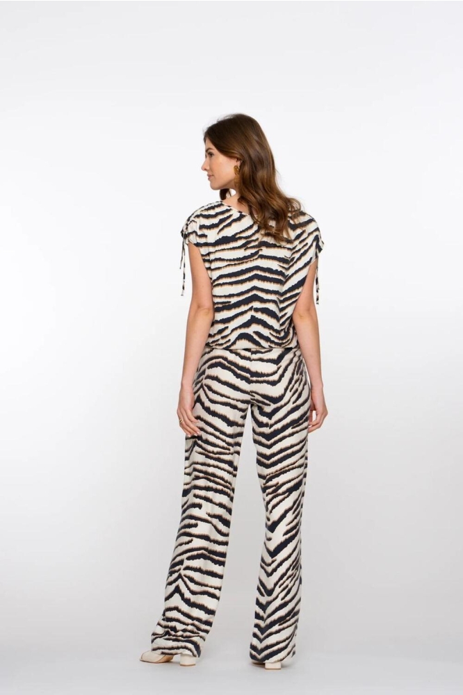 Geisha beige dames broek | Model achteraanzicht