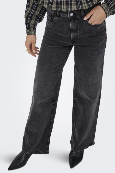 Jacqueline de Yong zwarte dames jeans | Model vooraanzicht