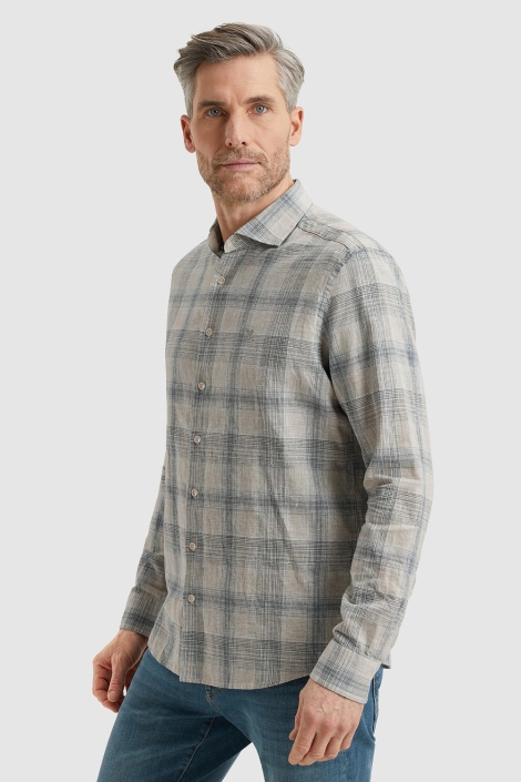 Vanguard beige heren overhemd | Model zijaanzicht