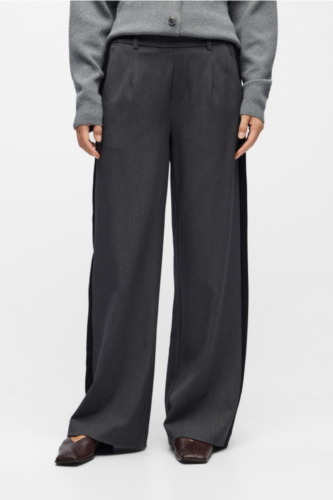 Object grijze dames broek | Model vooraanzicht