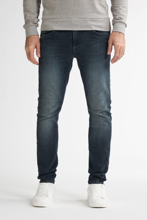 Petrol Industries blauwe heren jeans | Model vooraanzicht