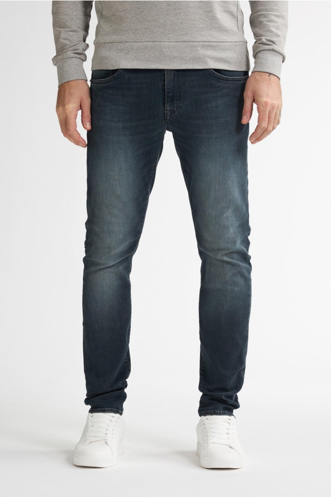 Petrol Industries blauwe heren jeans | Model vooraanzicht