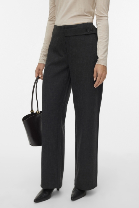 Vero Moda grijze dames broek | Model vooraanzicht