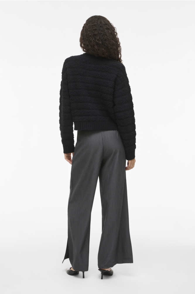 Vila grijze dames broek | Model achteraanzicht