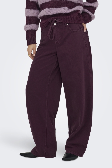 Only bordeaux dames jeans | Model vooraanzicht
