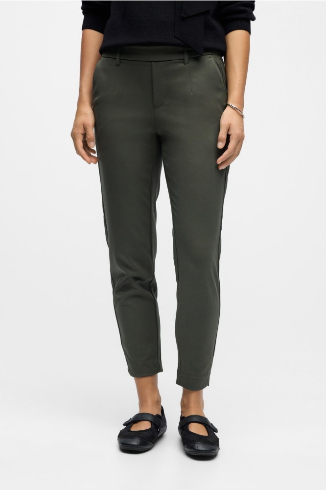 Object groene dames broek | Model vooraanzicht