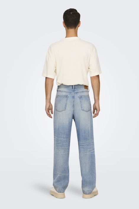Only & Sons blauwe heren jeans | Model achteraanzicht