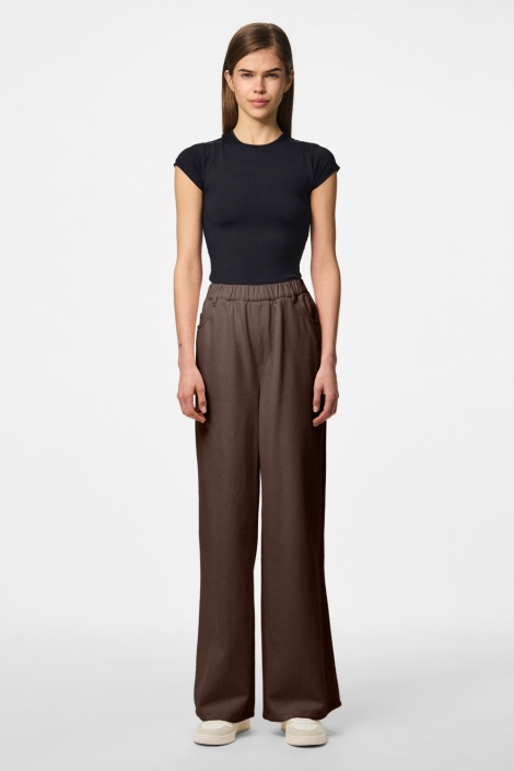 Pieces bruine dames broek | Model