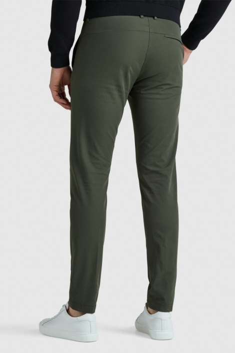 Vanguard groene heren broek | Model achteraanzicht