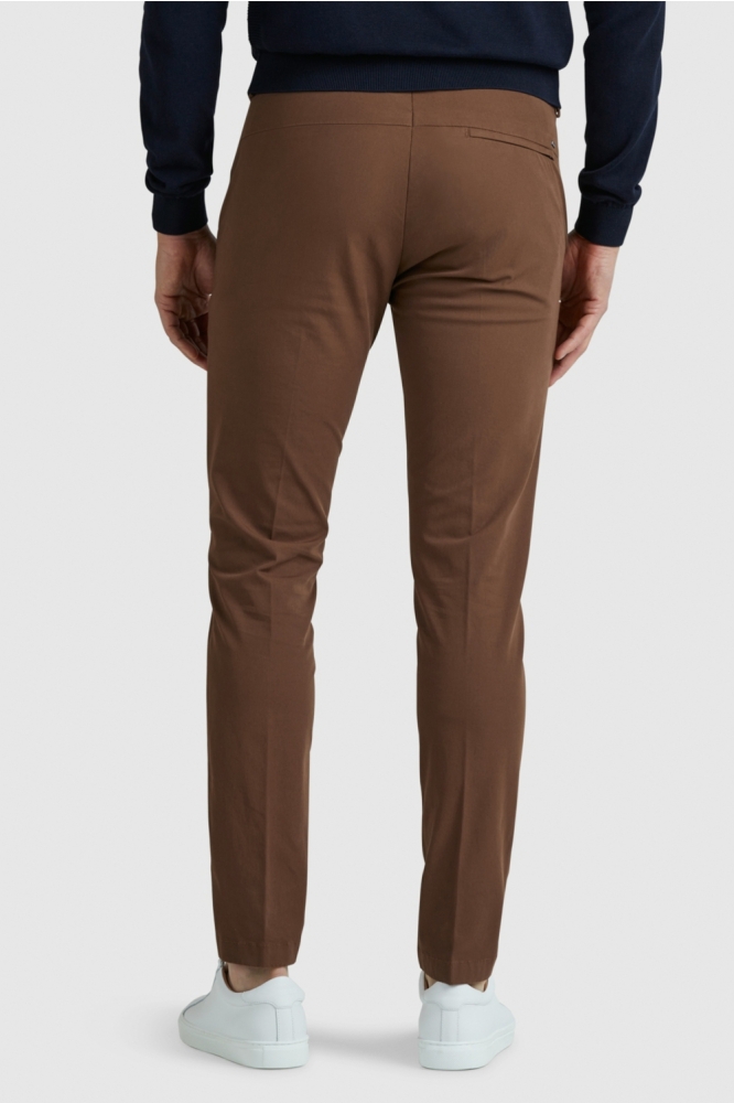 Vanguard cognac heren broek | Model achteraanzicht
